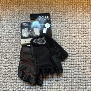 Gore Bike Wear Gloves NWT